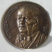 Dr. Batthyány-Strattmann László kitüntetés